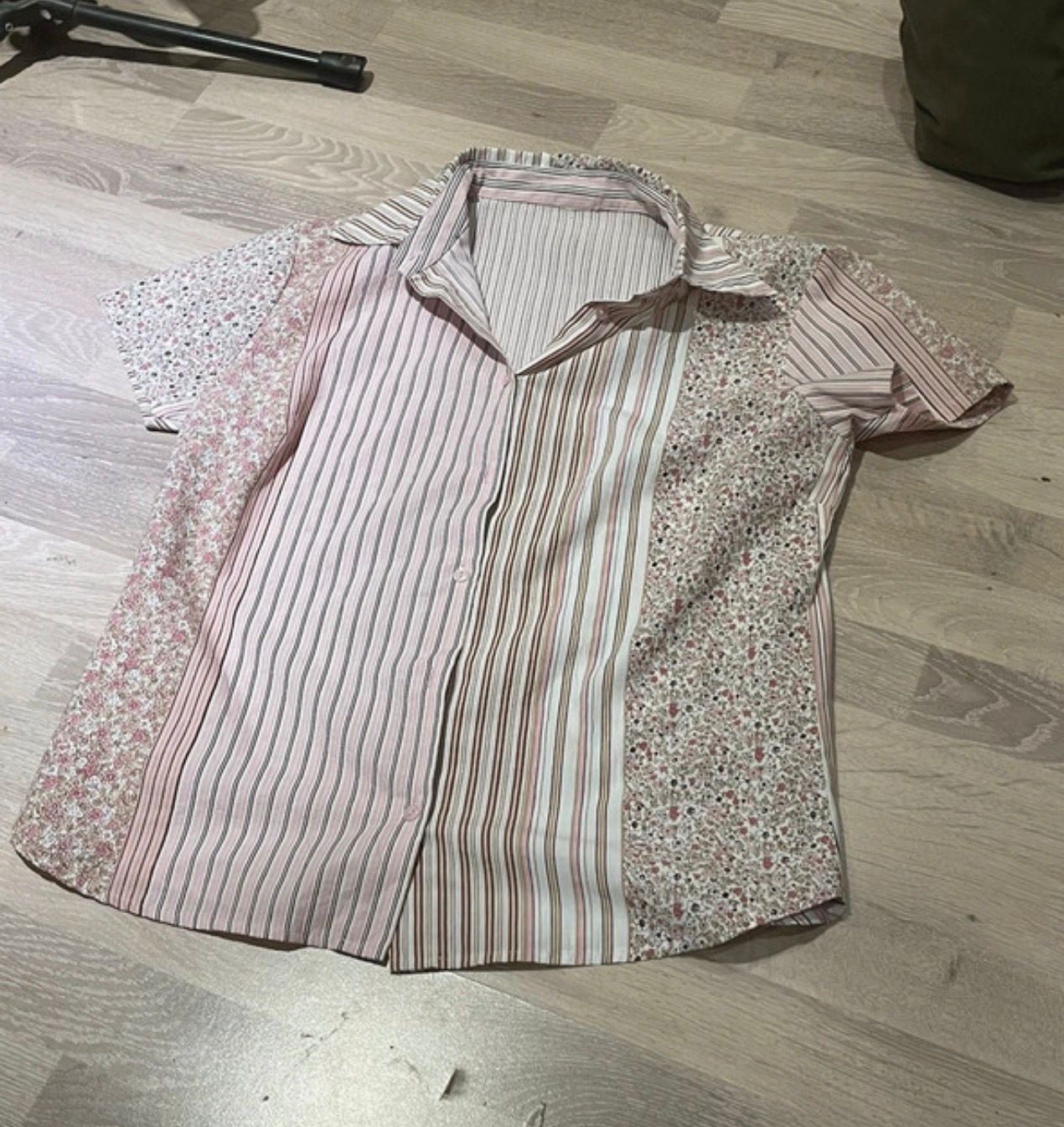 oversized kurzarm bluse hemd kragen floral striped streifen muster blumen sommer print