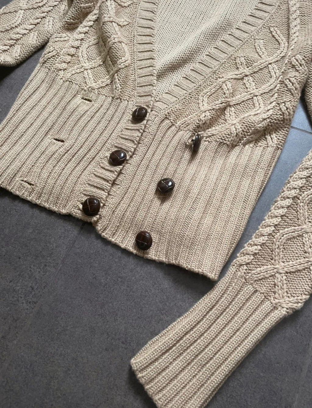 langarm longsleeve strick strickjacke jacke warm spring knöpfe ausschnitt fairy herbst