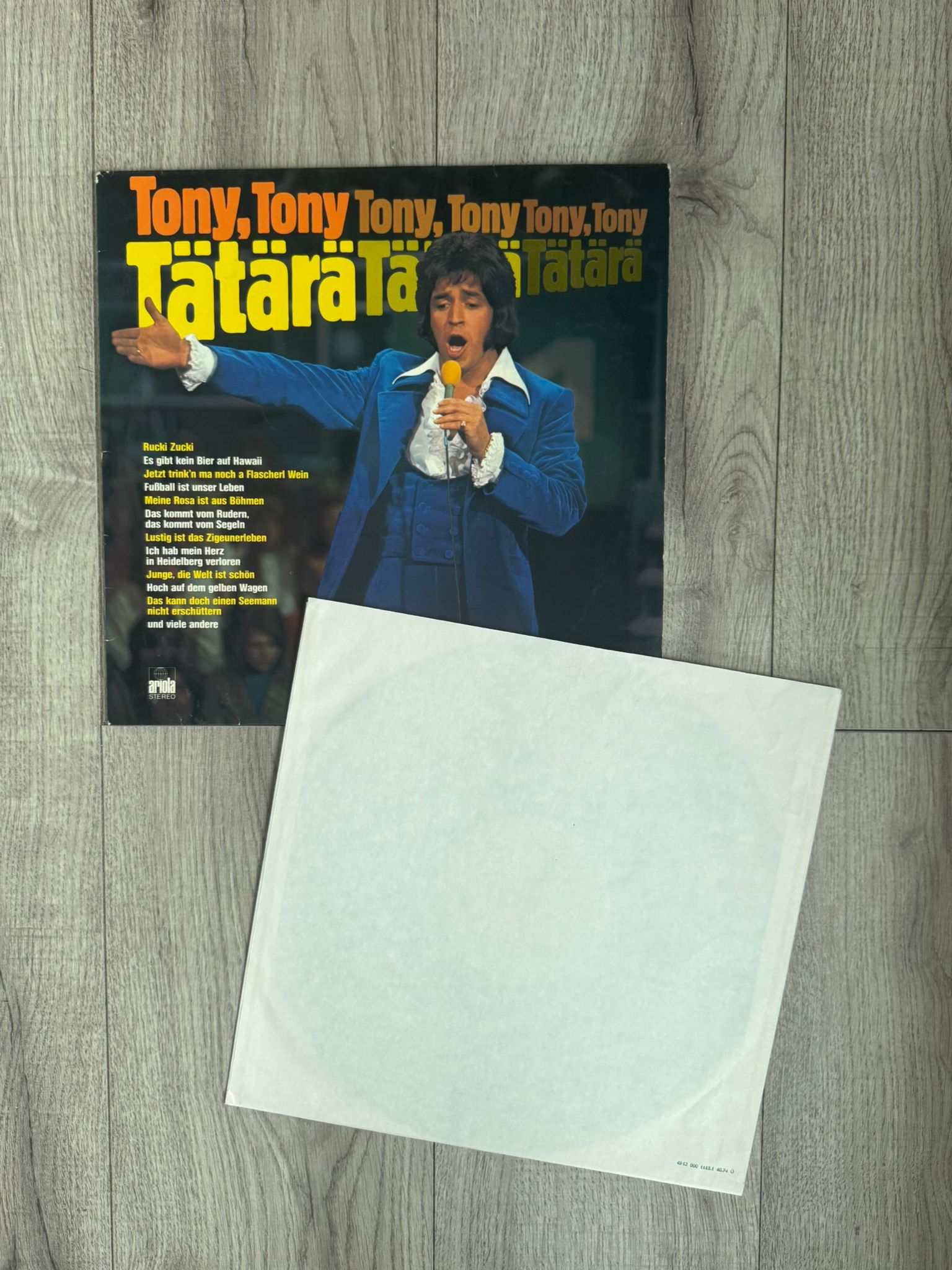 Tony Marshall - Tony, Tony Tätärä