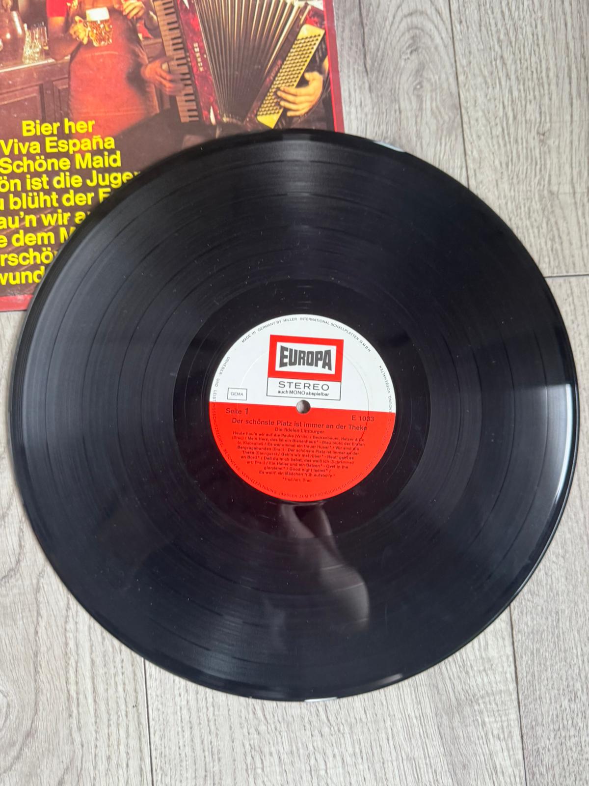 Die Fidelen Limburger - Der Schönste Platz Ist Immer An Der Theke 4€