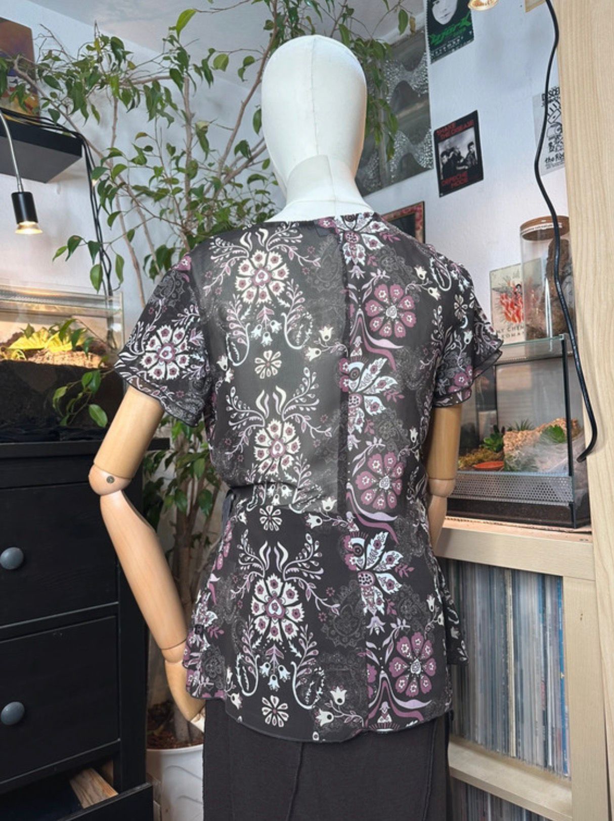 mesh wickeltop top wickel v-ausschnitt durchsichtig blumen floral muster y2k 90s