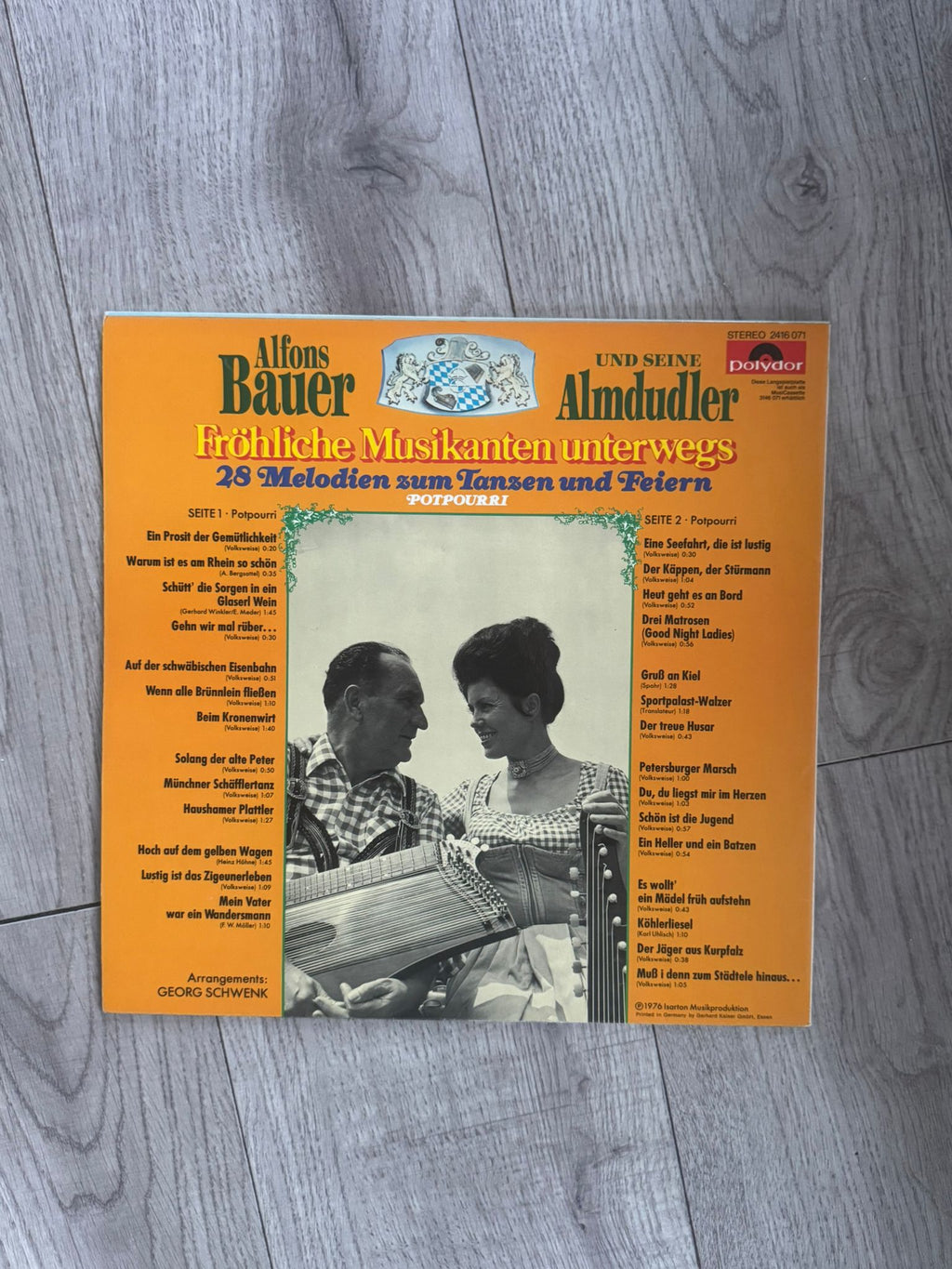 Alfons Bauer Und Seine Almdudler - Fröhliche Musikanten Unterwegs