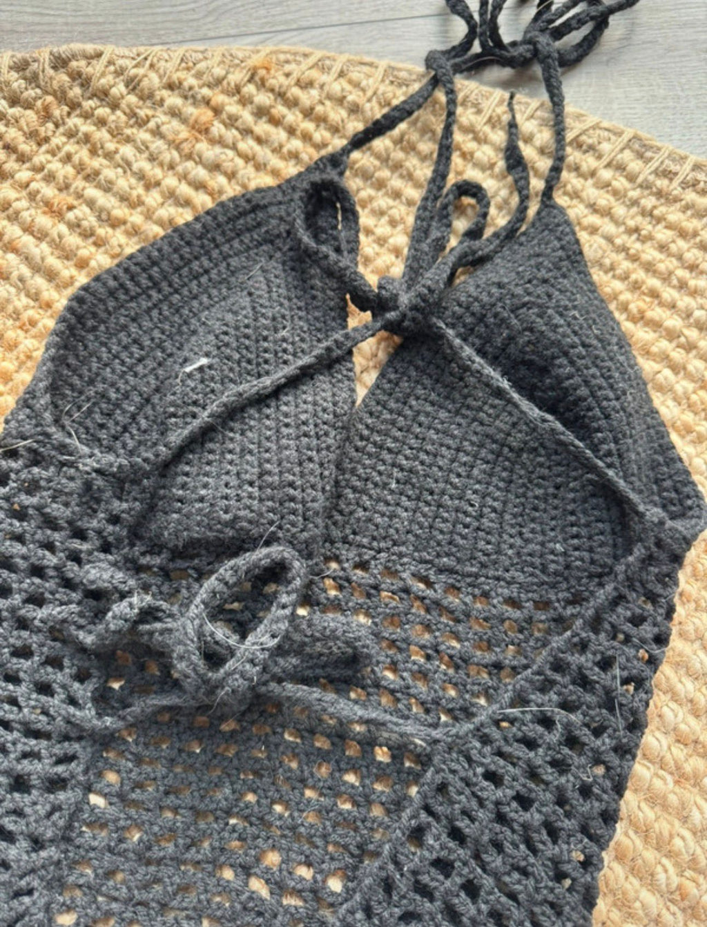 goth y2k neckholder top strick gestrickt warm wolle festival sommer ärmellos v-ausschnitt crop