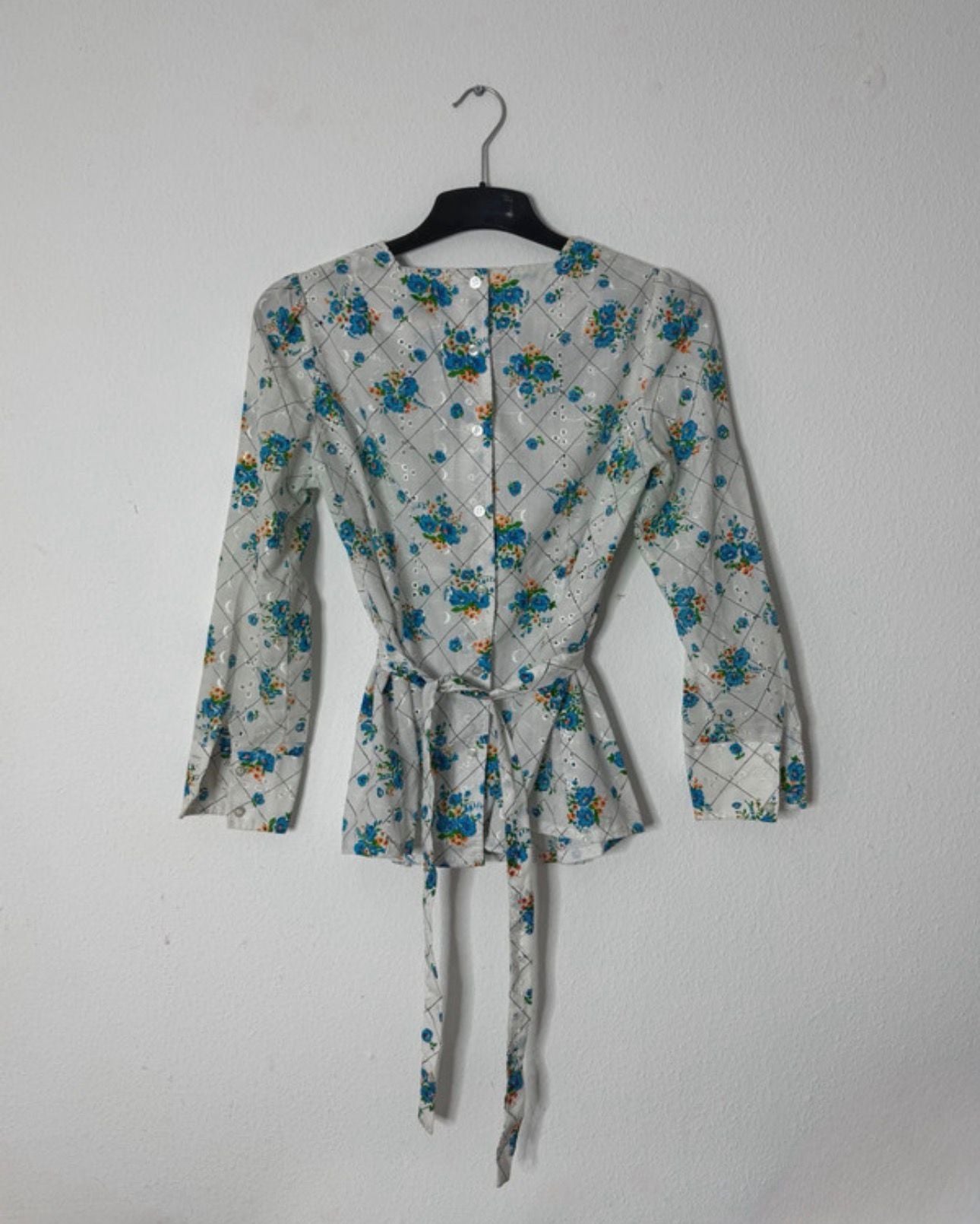 vintage langarm longsleeve sommer bluse top gürtel blumen muster print retro 80s 70s