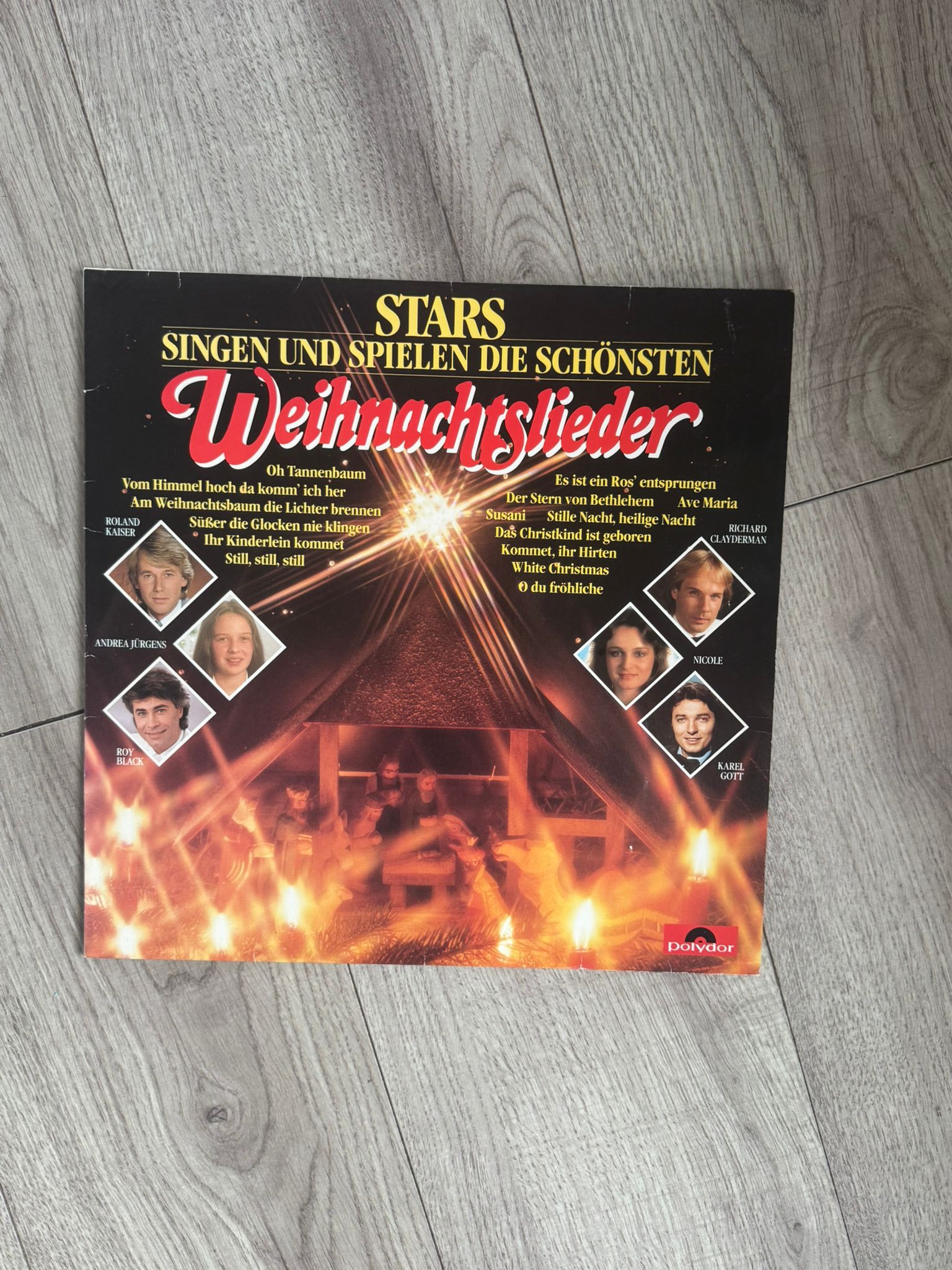 Various - Stars Singen Und Spielen Die Schönsten Weihnachtslieder