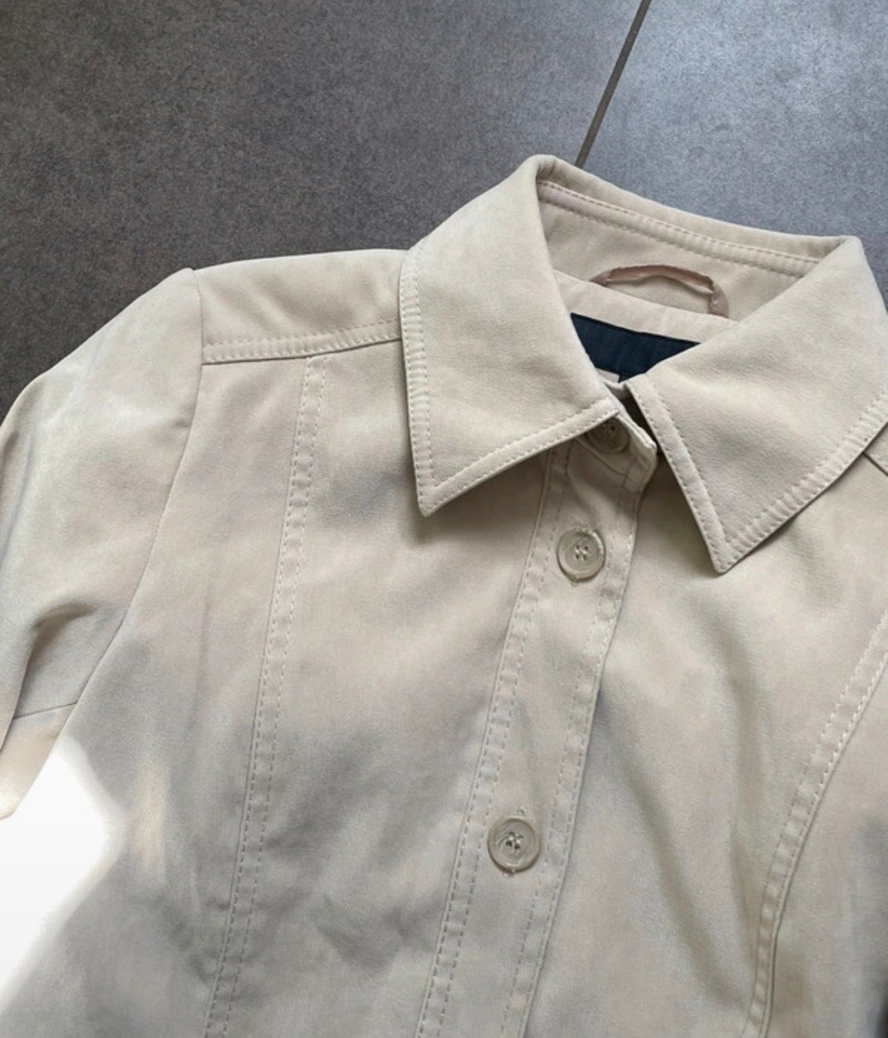 langarm longsleeve herbst mantel coat trench trenchcoat schulterpolster fall autumn kragen taschen