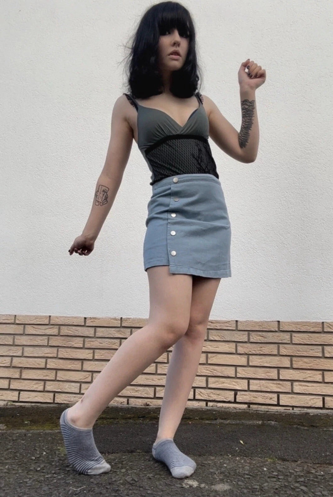 mini falten rock sommer leicht luftig knöpfe reißverschluss